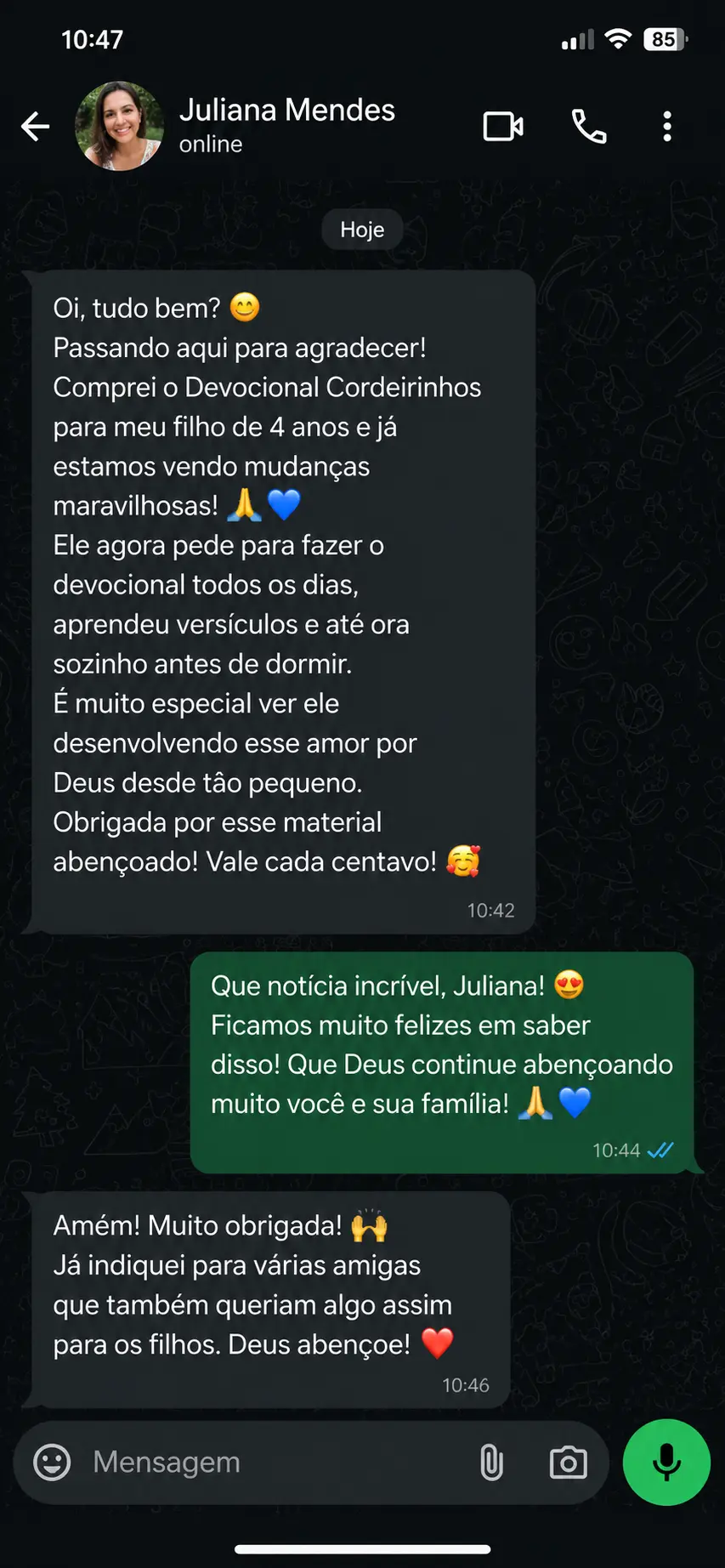 Depoimento de Juliana Mendes no WhatsApp sobre o Devocional Cordeirinhos